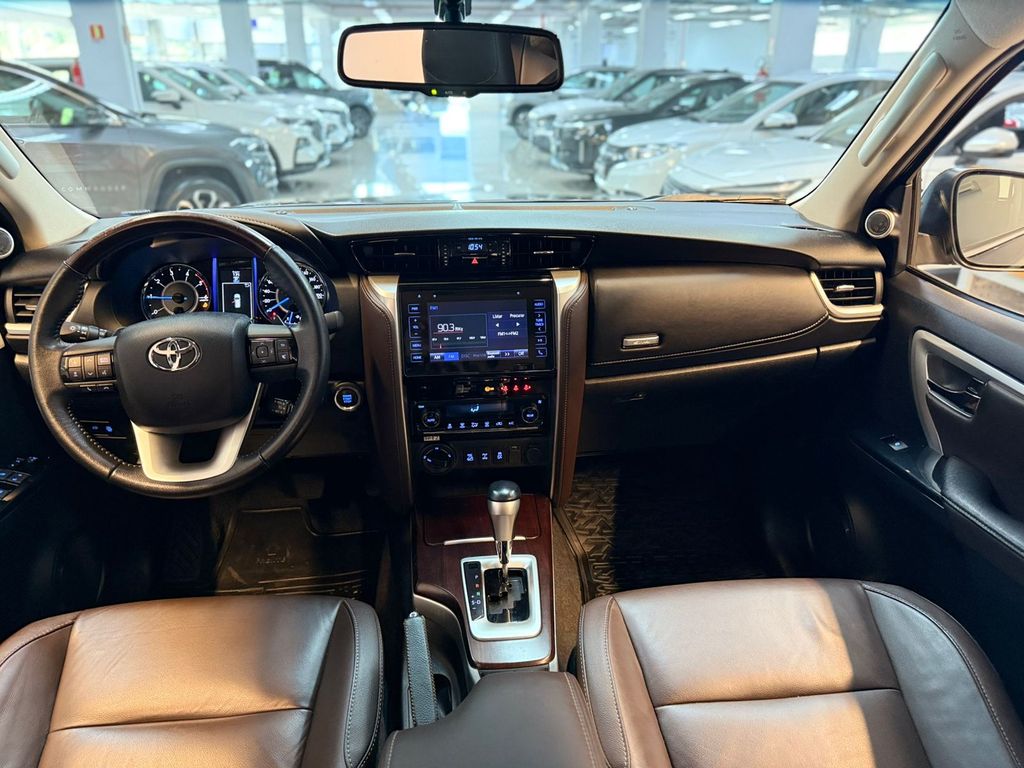 SW4 2.8 TDI SRX 5L 4x4 (Aut)