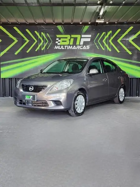 Carro Nissan Versa 2014 1.6 16V S (Flex)