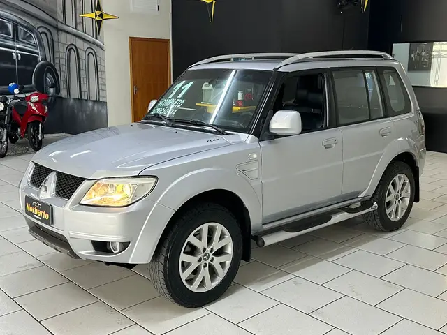 Carro Mitsubishi Pajero TR4 2011 2.0 16V 4x4 (Flex) (Aut)