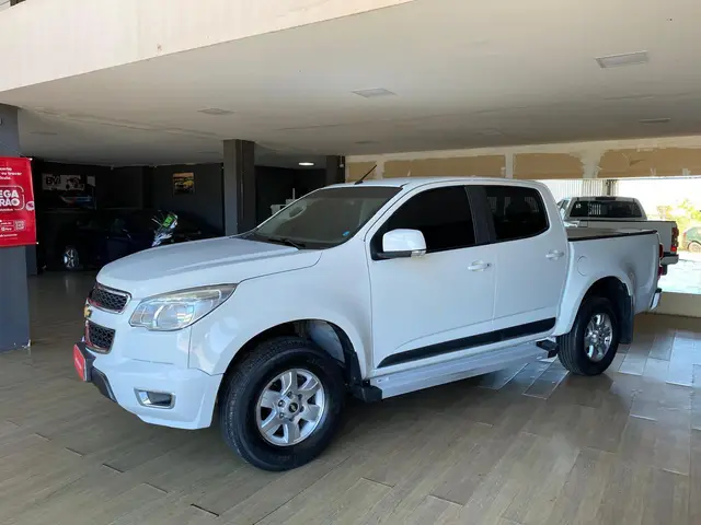Carro Chevrolet S10 Cabine Dupla 2014 S10 2.4 LT 4x2 (Cab Dupla) (Flex)