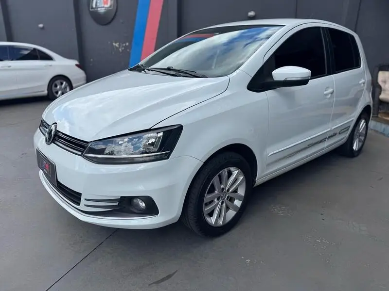 Volkswagen 1.6 MSI Connect (Flex)
