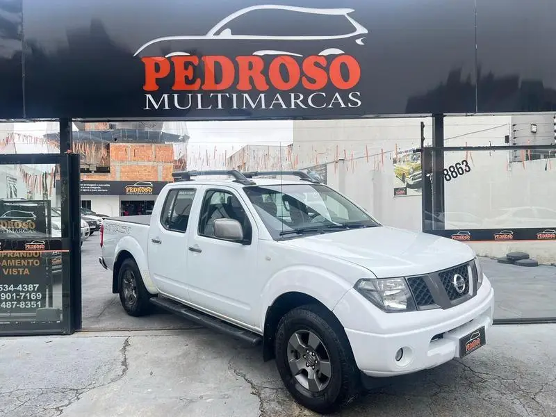 Nissan LE Attack 2.5 4X4 (Cab.Dupla) (aut)