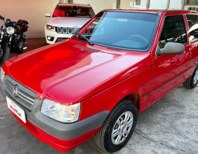 Carro Fiat Uno 2013 ECONOMY Celeb. 1.4 EVO F. Flex 8V 2p