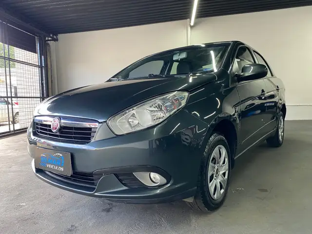 Carro Fiat Grand Siena 2014 Evo Attractive 1.4 8V (Flex)