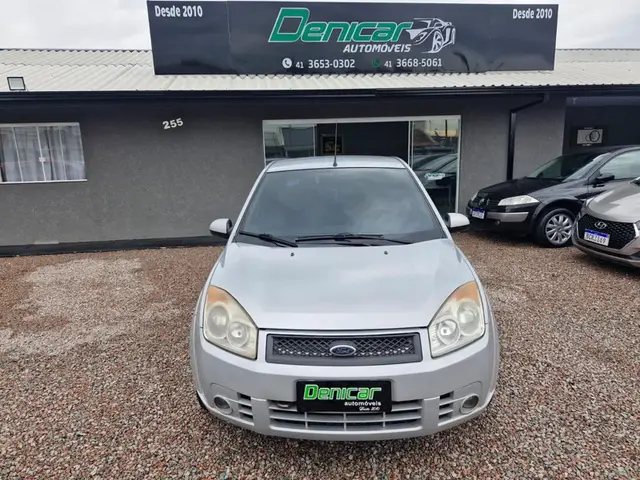 Carro Ford Fiesta Sedan 2009 Class 1.6 (Flex)
