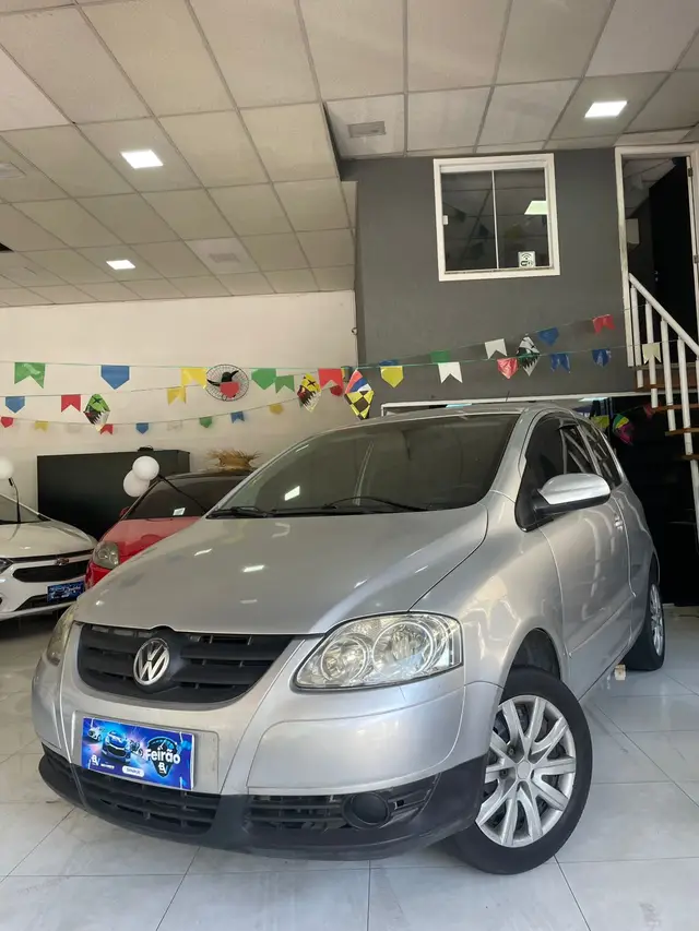 Carro Volkswagen Fox 2010 1.0 8V (Flex) 2p