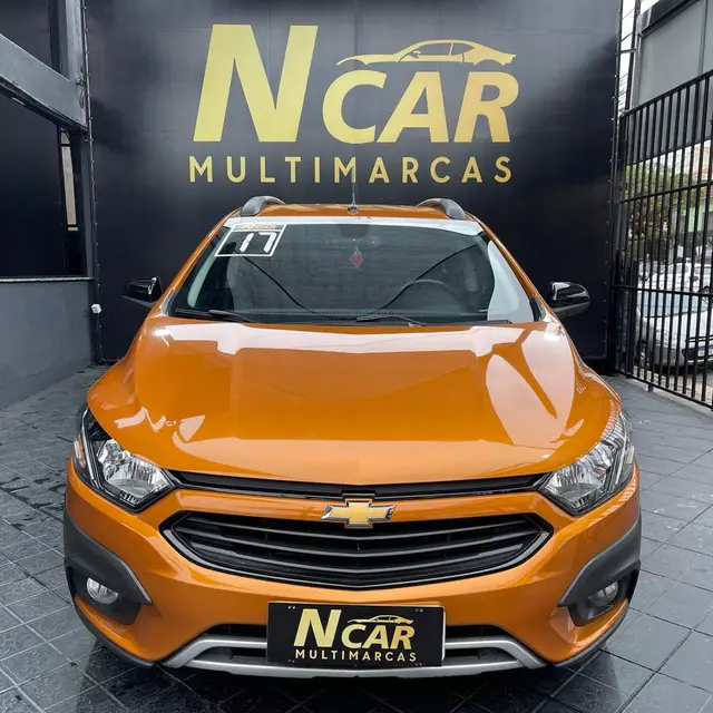 Carro Chevrolet Onix 2017 1.4 Activ SPE/4