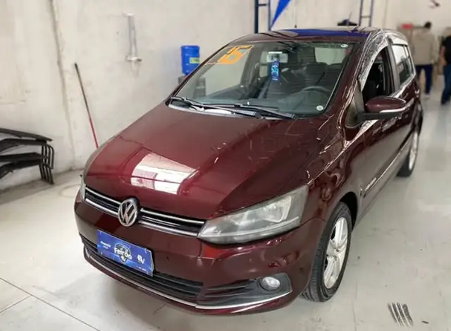 Carro Volkswagen Fox 2016 1.6 MSI Comfortline I-Motion (Flex)