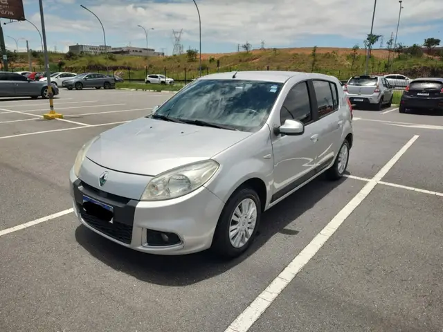 Carro Renault Sandero 2013 Privilege 1.6 16V (Flex)(aut)