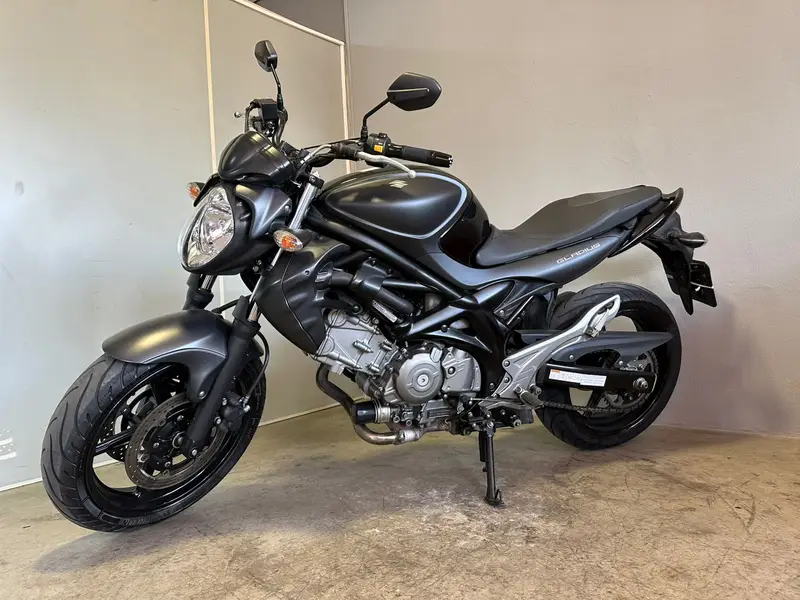 Suzuki 650