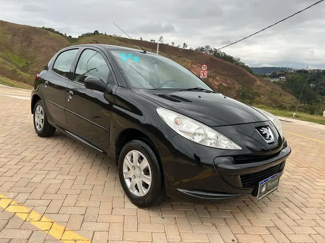 Carro Peugeot 207 2014 XR 1.4 Flex 8V 5p