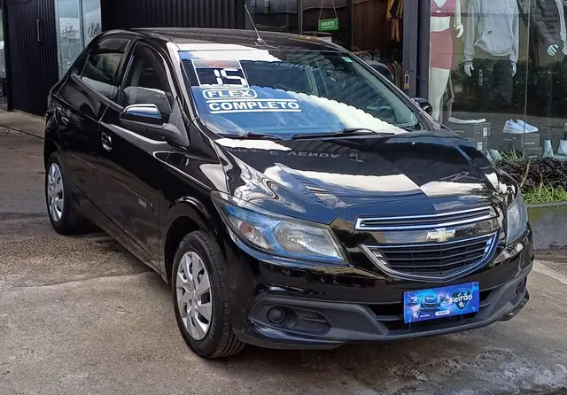 Carro Chevrolet Onix 2015 1.4 LT SPE/4