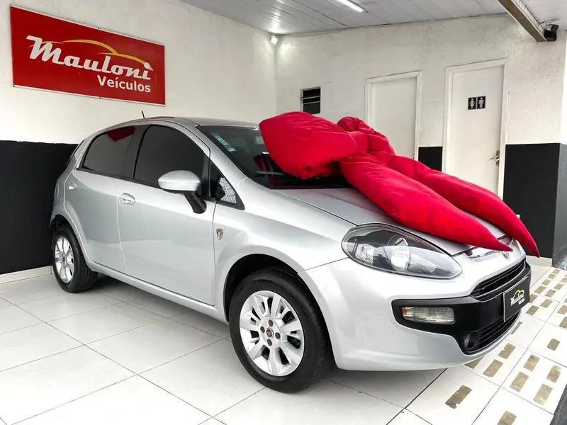 Fiat Punto Attractive 1.4 (Flex)