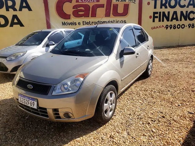 Carro Ford Fiesta Sedan 2008 1.6 (Flex)