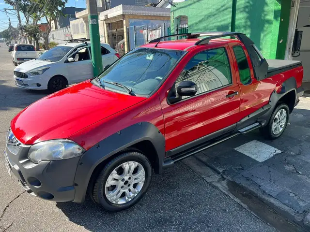 Carro Fiat Strada 2013 Adventure 1.8 16V (Flex) (Cabine Estendida)