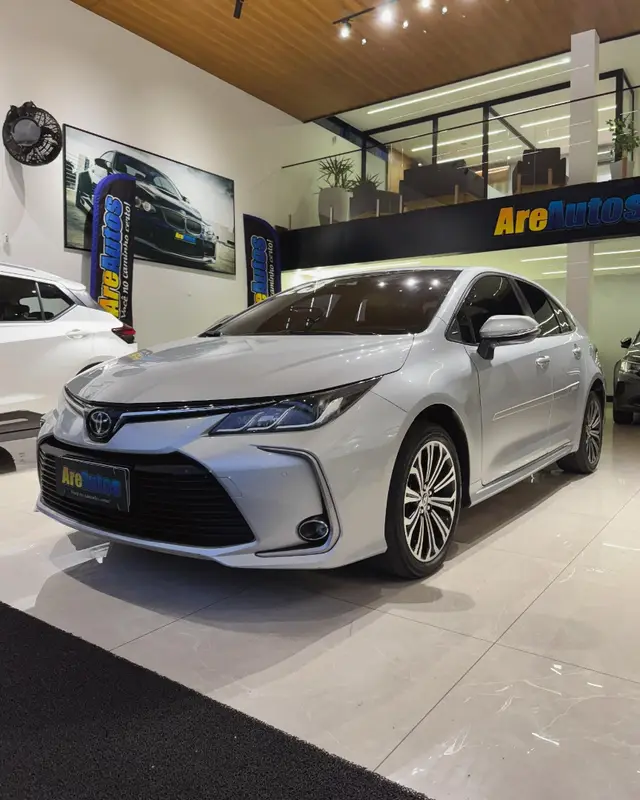 Carro Toyota Corolla 2023 XEi 2.0 Flex