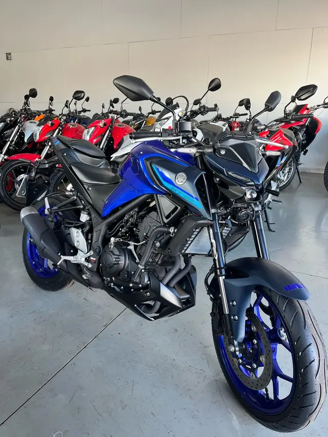 Moto Yamaha MT-03 2023 ABS