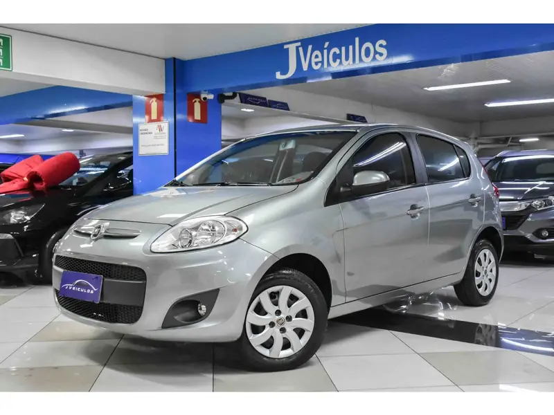 Fiat Palio Attractive 1.0 8V (Flex)