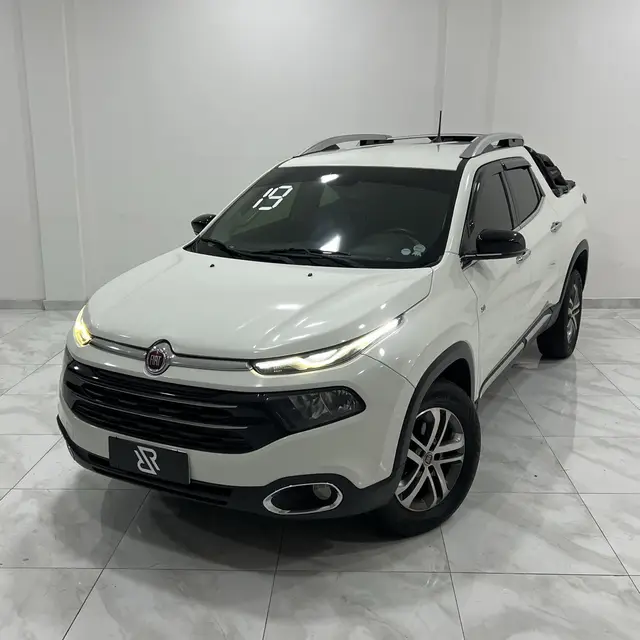 Carro Fiat Toro 2019 Volcano 2.4 AT9 4x2 (Flex)