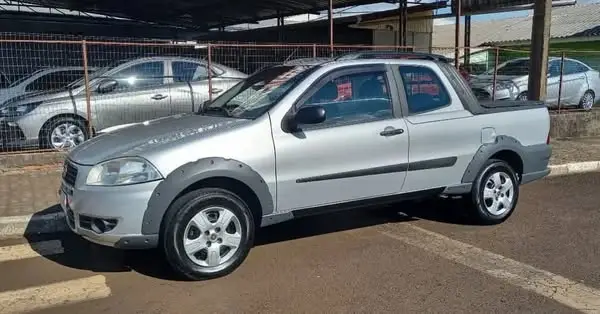 Carro Fiat Strada 2012 Working 1.4 (Flex)