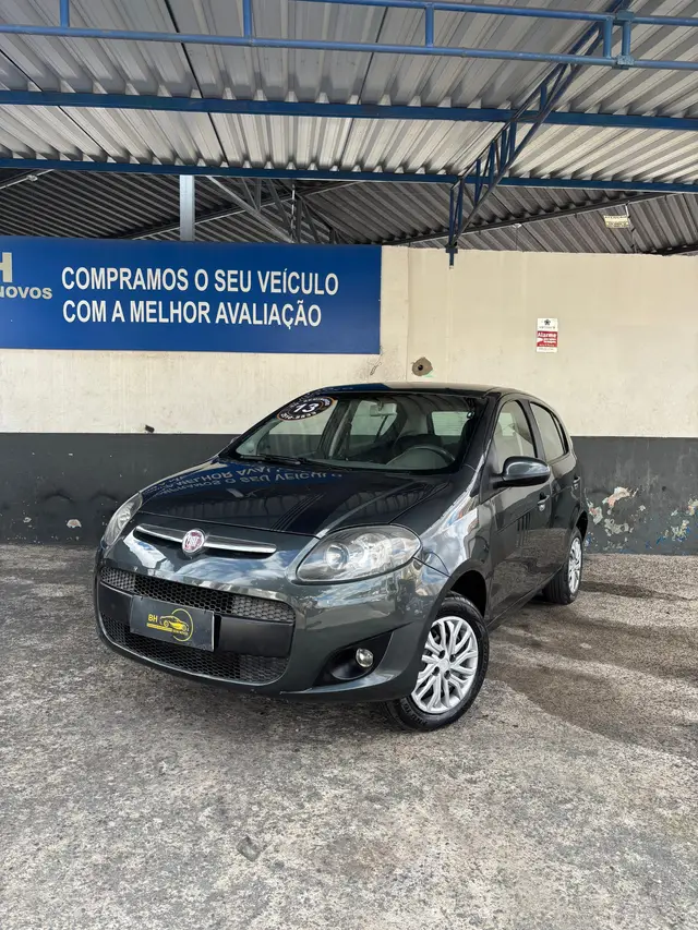 Carro Fiat Palio 2013 Attractive 1.0 8V (Flex)