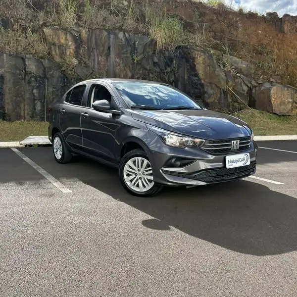 Carro Fiat Cronos 2023 Drive 1.3 (Flex) AT