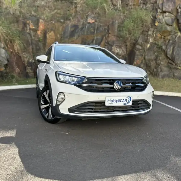 Carro Volkswagen Nivus 2024 Highline 200 TSI