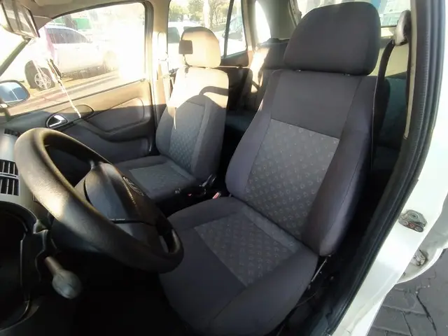 Carro Volkswagen Gol 2005 Power 1.6 MI (Flex)