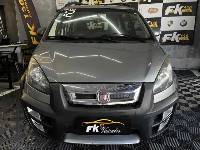 Carro Fiat Idea 2012 Adventure 1.8 16V E.TorQ (Flex)