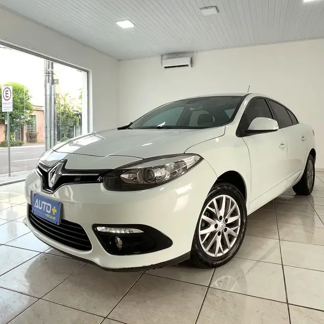 Carro Renault Fluence 2018 Sed. Dynamique 2.0 16V FLEX (Aut.)