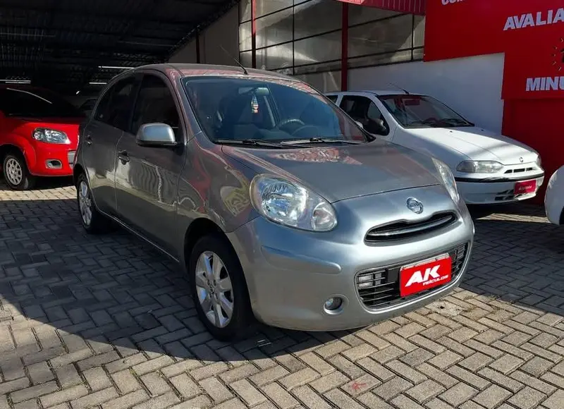 Nissan 1.0 16V S (Flex)