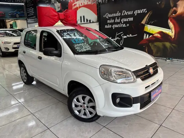 Carro Fiat Uno 2017 Attractive 1.0 (Flex) 4p