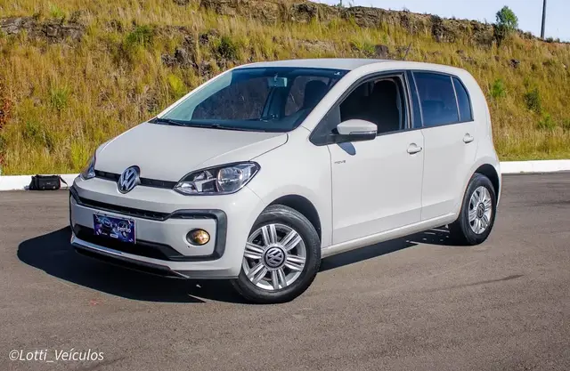 Carro Volkswagen Up! 2018 1.0 12v E-Flex move up!