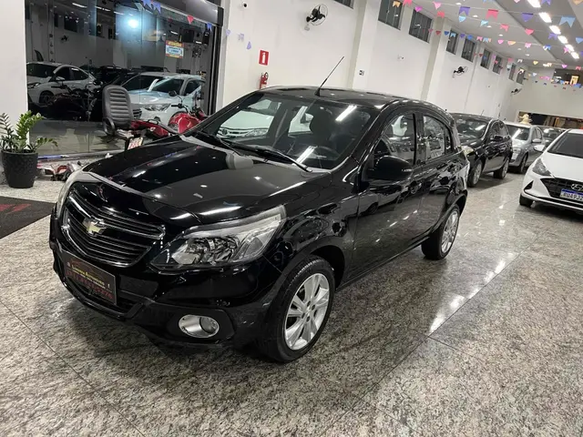 Carro Chevrolet Agile 2014 LTZ 1.4 8V (Flex)
