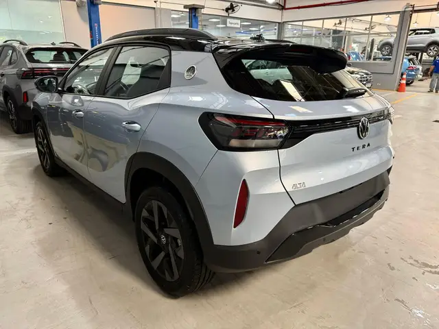 Carro Volkswagen Tera 2026 High