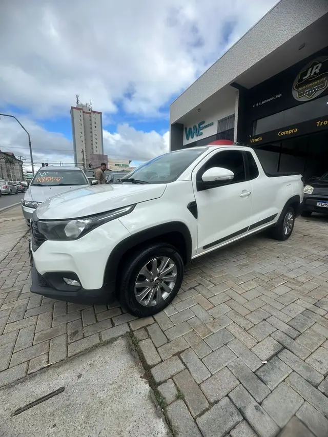 Carro Fiat Strada 2022 Freedom 1.3 CS Plus (Flex)