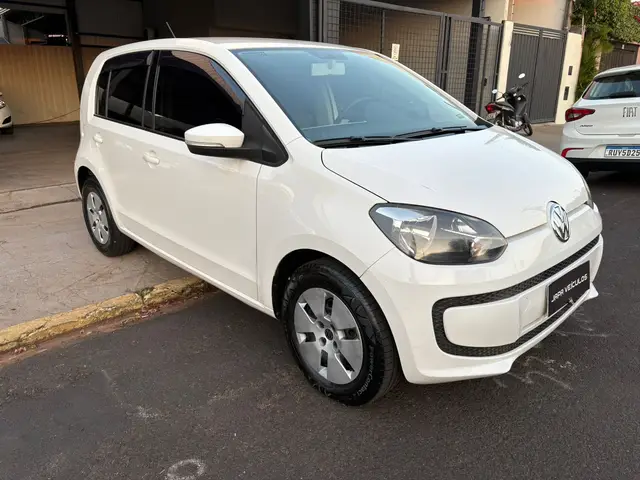 Carro Volkswagen Up! 2015 1.0 12v E-Flex move up! 4p