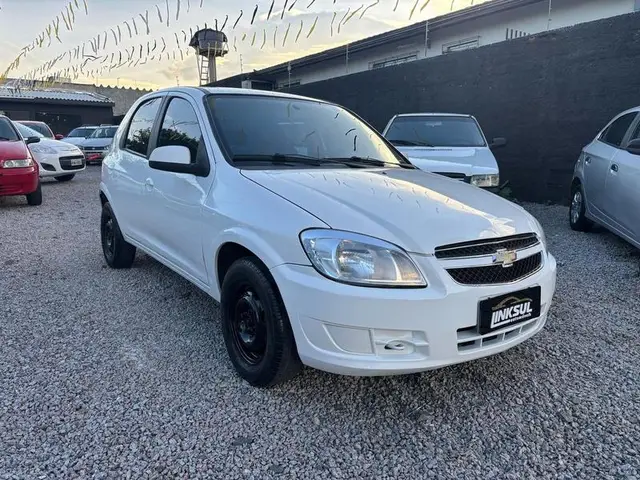 Carro Chevrolet Celta 2014 LT 1.0 (Flex)