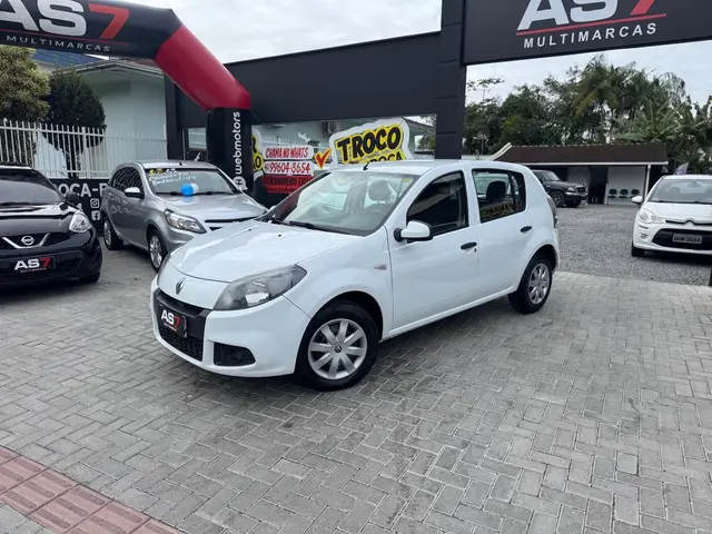 Carro Renault Sandero 2014 Expression 1.0 16V (flex)
