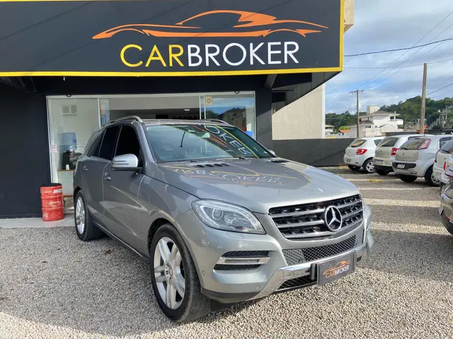 Carro Mercedes-Benz Classe ML 2015 ML 350 4Matic 3.0 bluetec