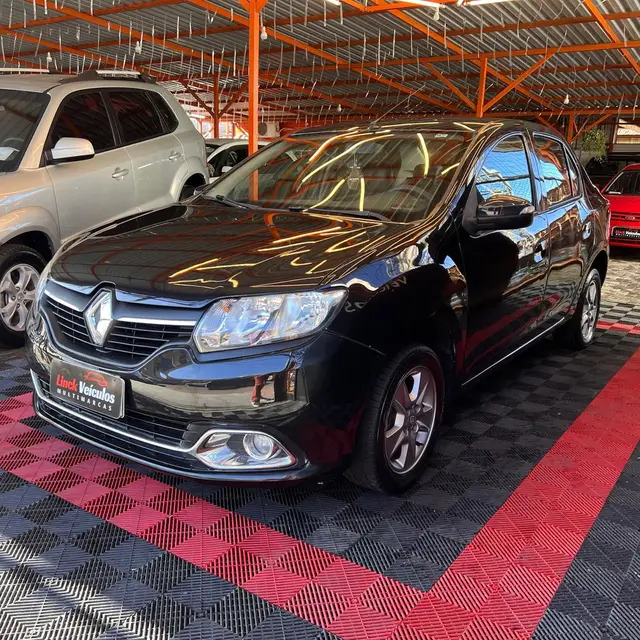 Carro Renault Logan 2015 Dynamique 1.6 8V