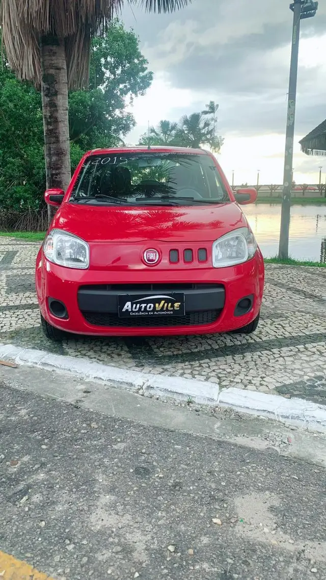 Carro Fiat Uno 2015 Vivace Italia 1.0 8V (Flex) 4p