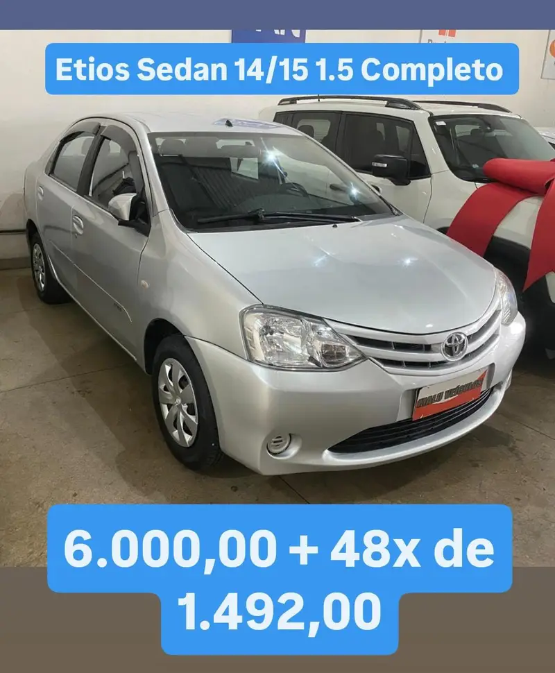 Toyota Etios Sedan X 1.5 (Flex)