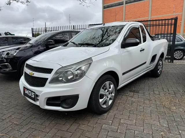 Carro Chevrolet Montana 2014 LS 1.4 (Flex)
