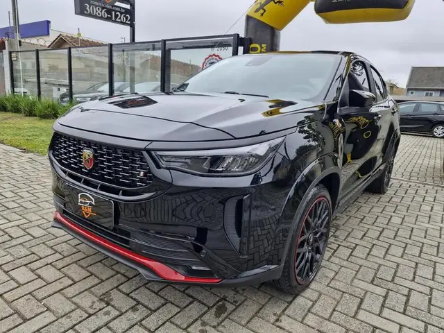 Carro Fiat Fastback 2025 Abarth