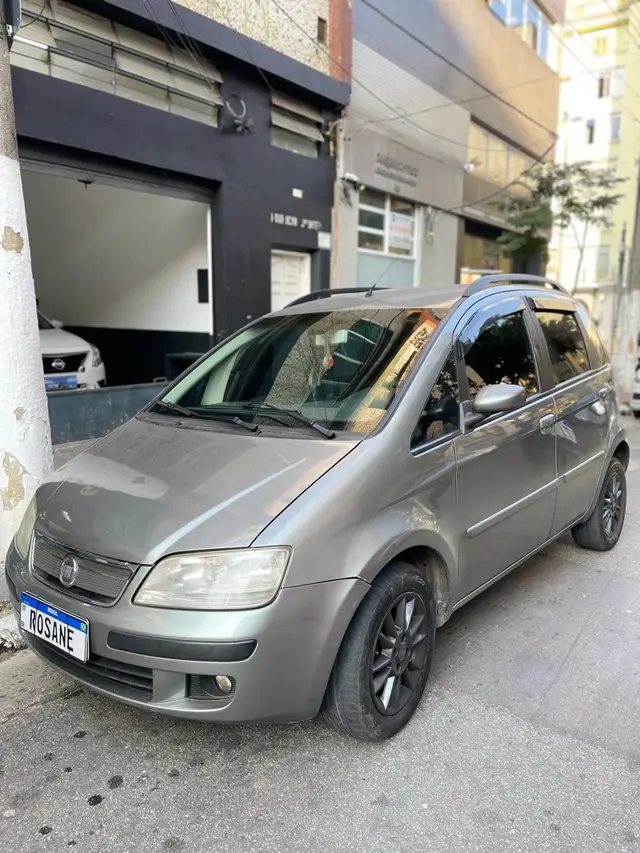 Carro Fiat Idea 2010 ELX 1.4 (Flex)