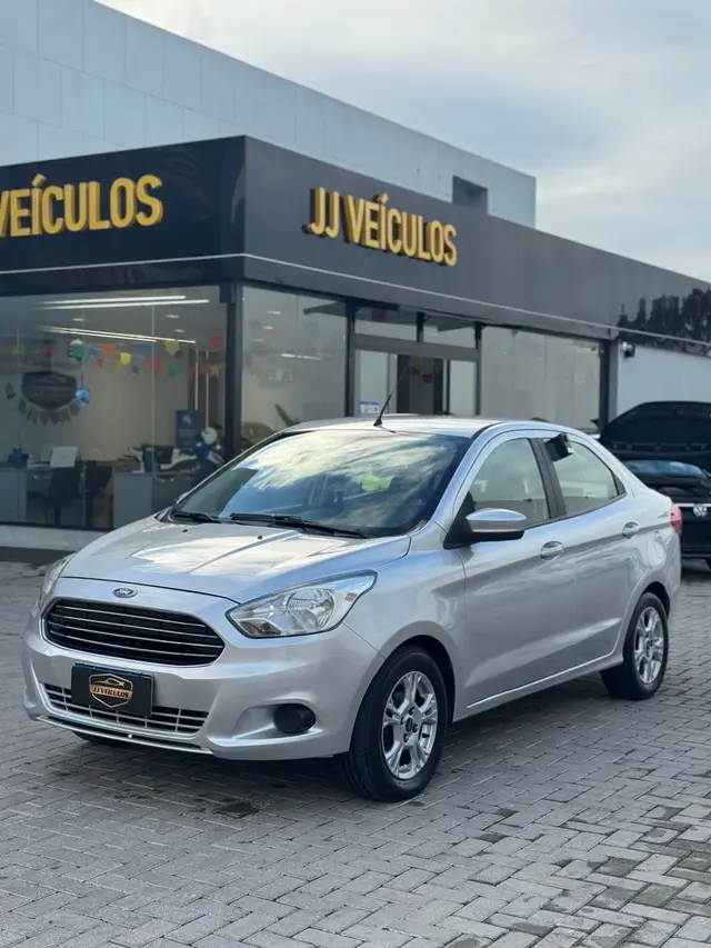 Carro Ford Ka Sedan 2016 SE Plus 1.5 16v (Flex)