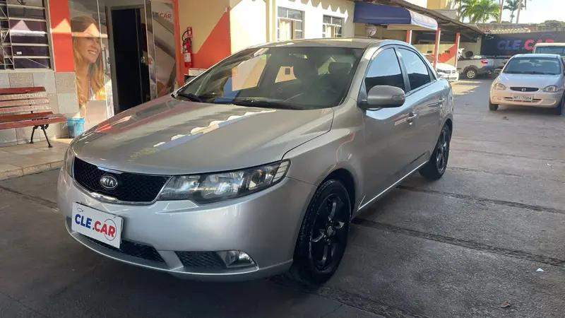 Kia Cerato 1.6 16V