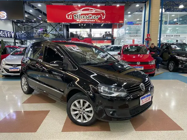 Carro Volkswagen Fox 2012 1.6 VHT Prime I-Motion (Flex)