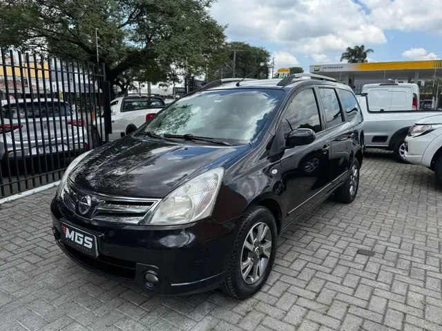 Carro Nissan Grand Livina 2013 SL 1.8 16V Flex Fuel Aut.